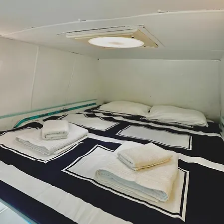 Campsite Autocaravana Dory Lisbon
